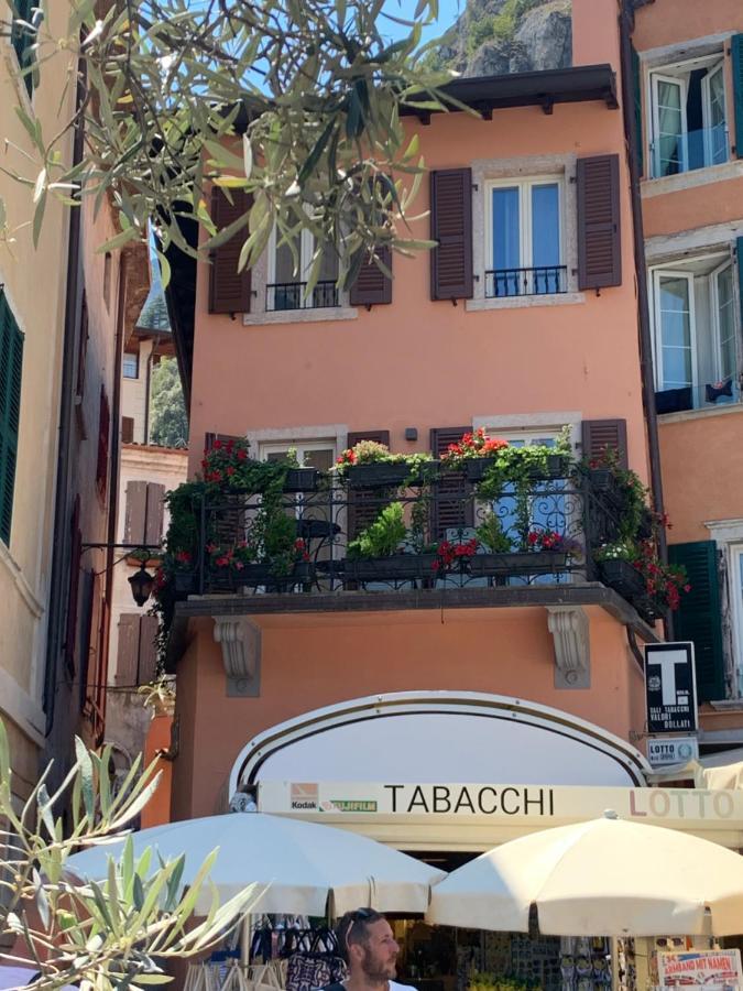 Albergo Ristorante Montebaldo Limone sul Garda Dış mekan fotoğraf
