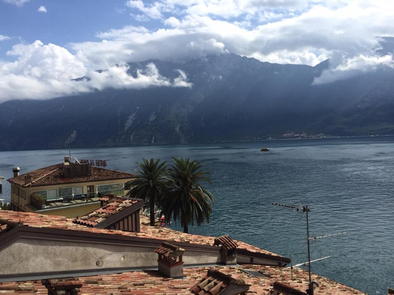 Albergo Ristorante Montebaldo Limone sul Garda Oda fotoğraf